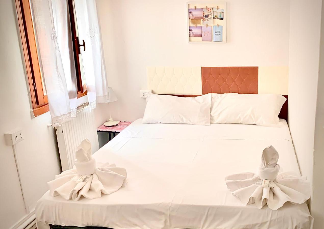 Venice B&B /Room With Private Bathroom Exterior photo